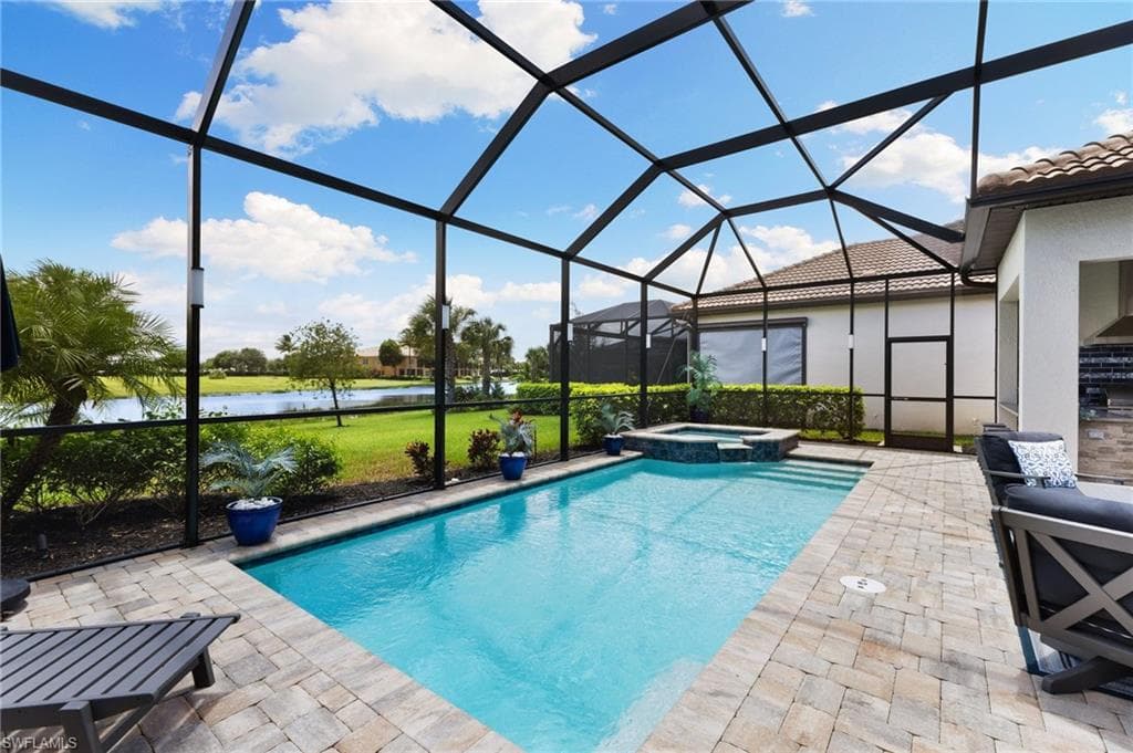 2740 Amaranda Ct, Naples, FL 34114-36