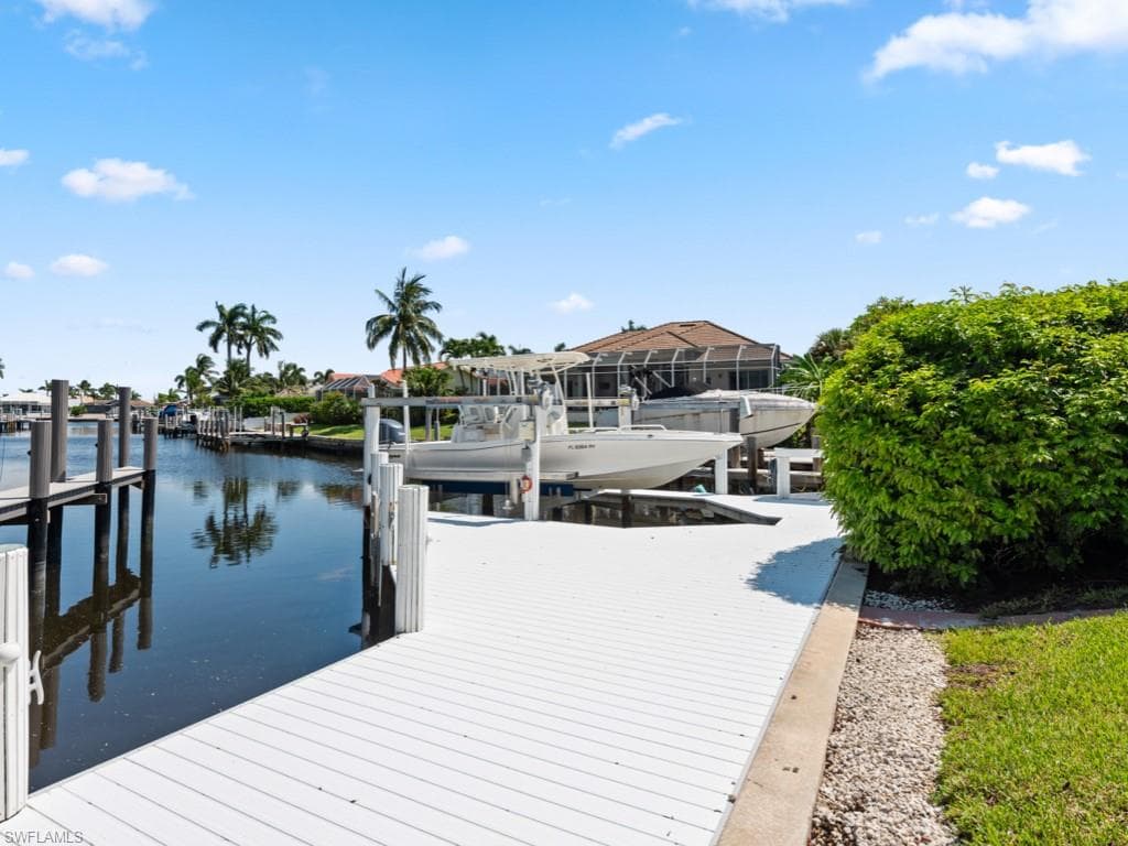 1500 Winterberry Dr, Marco Island, FL 34145-23