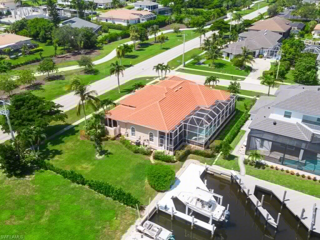 1500 Winterberry Dr, Marco Island, FL 34145-31