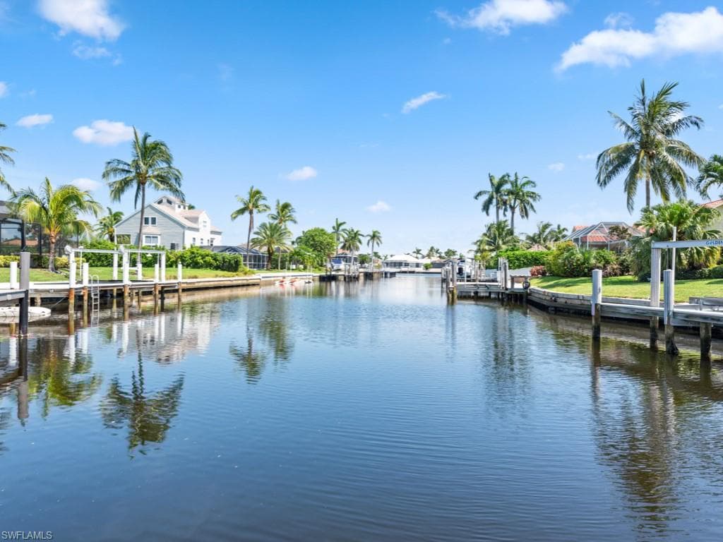 1500 Winterberry Dr, Marco Island, FL 34145-3