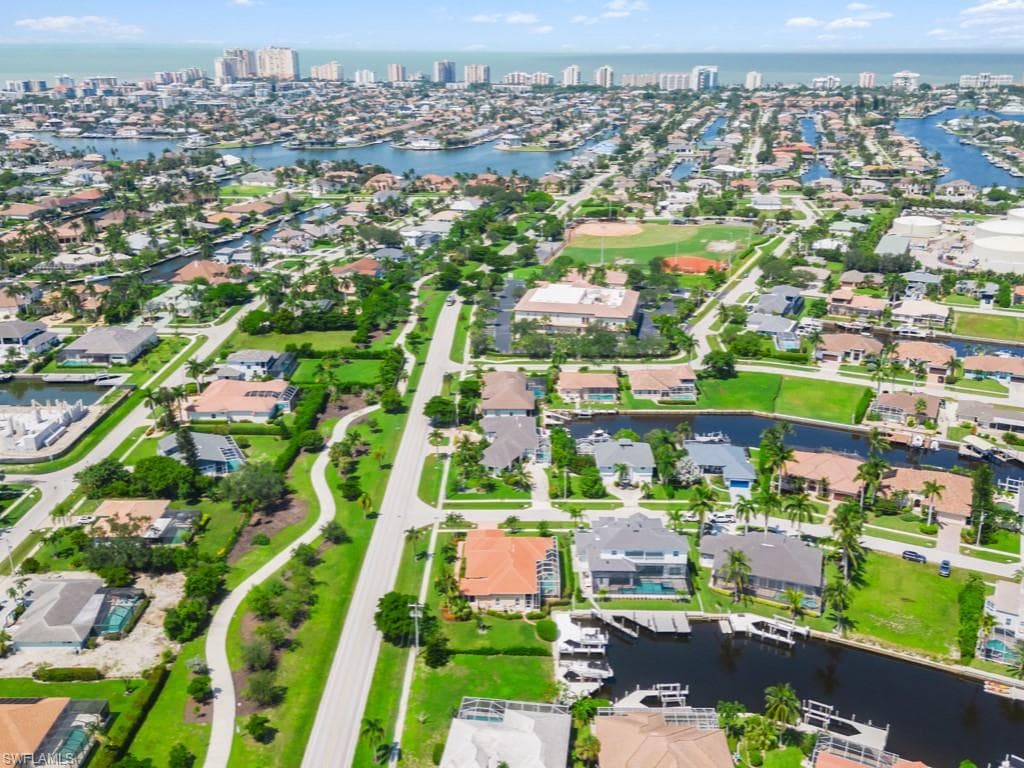 1500 Winterberry Dr, Marco Island, FL 34145-42
