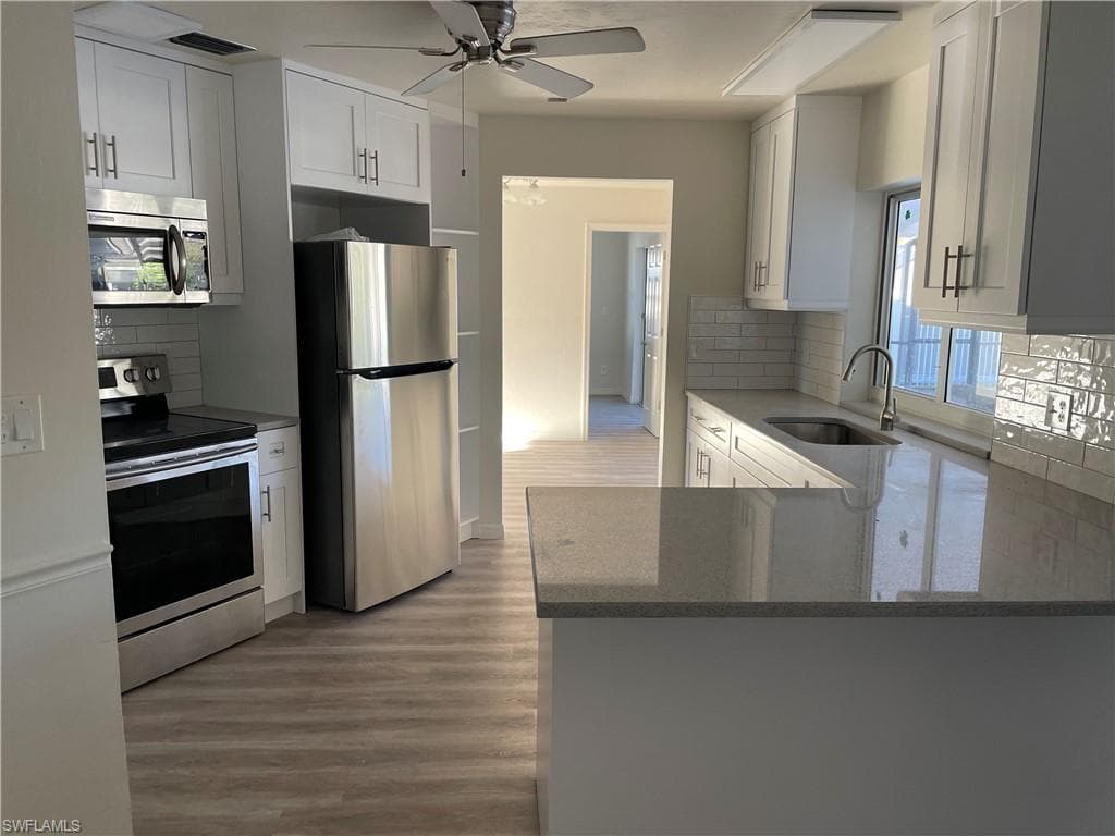 27286 High Seas Ln, Bonita Springs, FL 34135-3
