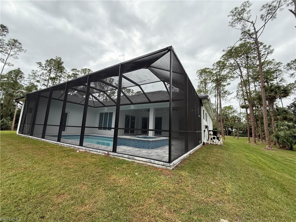 788 9th St SW, Naples, FL 34117-35