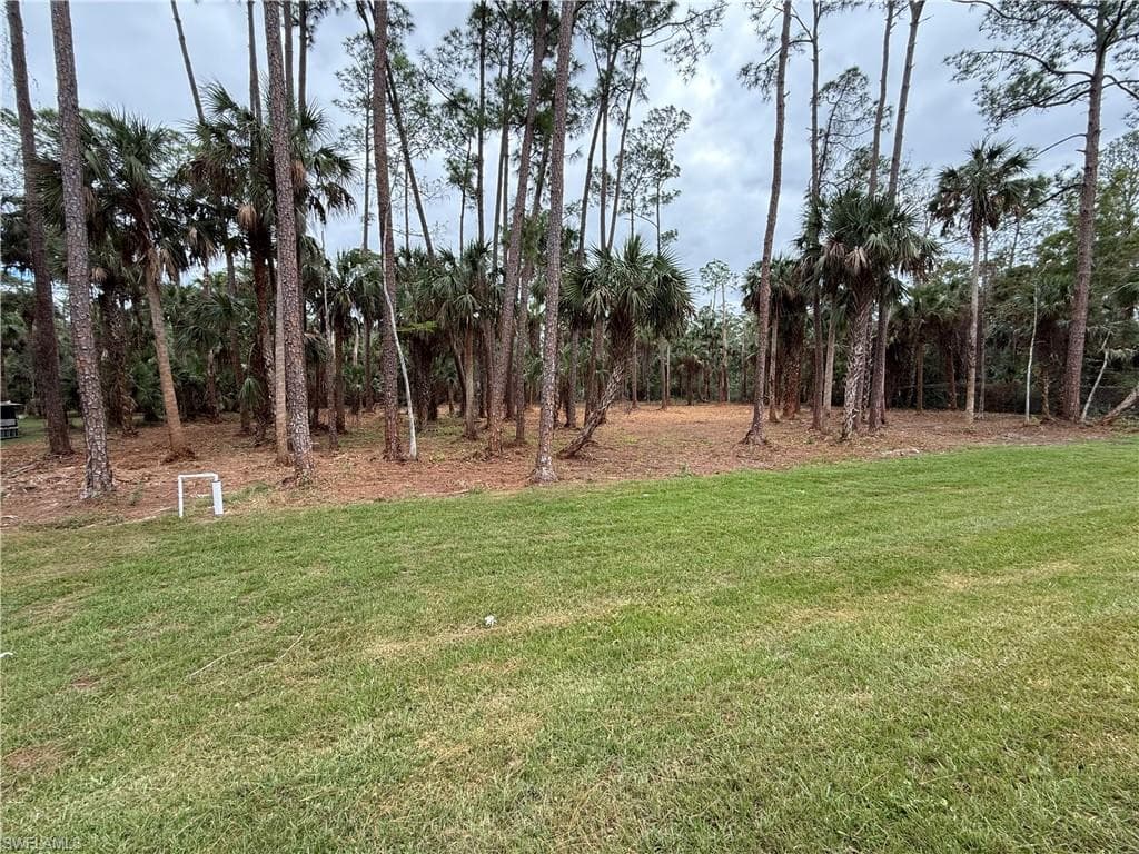 788 9th St SW, Naples, FL 34117-36