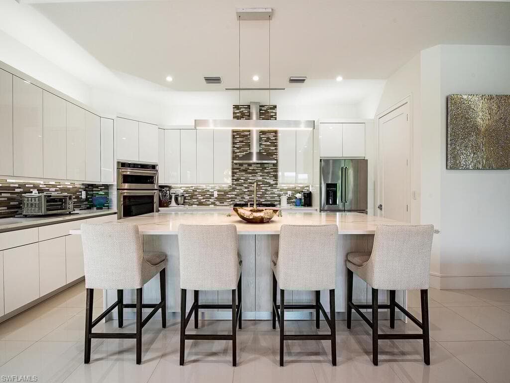 1167 22nd Ave N, Naples, FL 34103-12