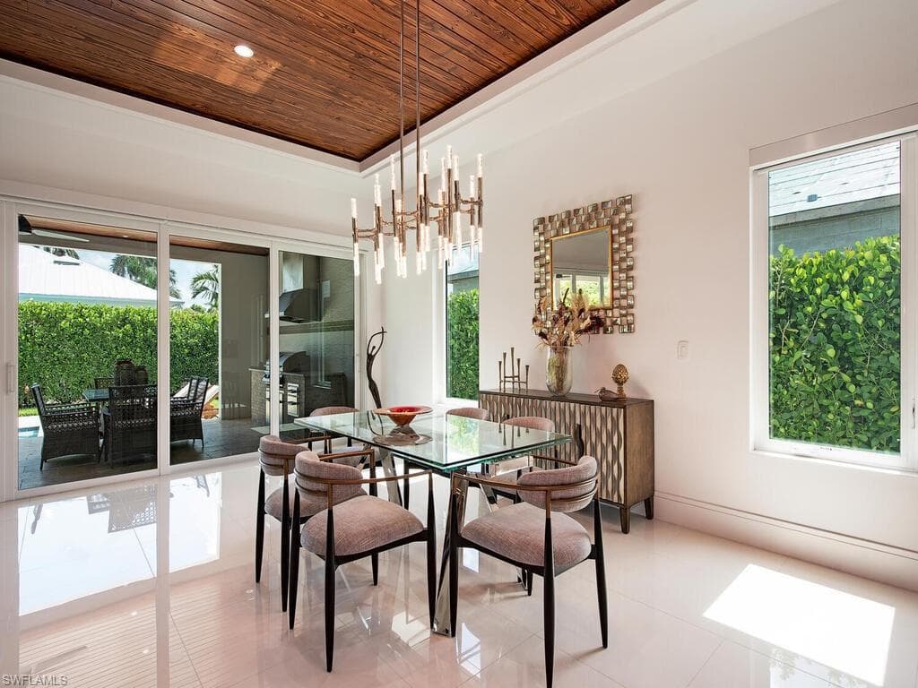 1167 22nd Ave N, Naples, FL 34103-13