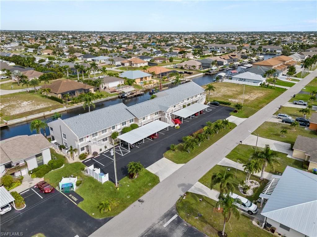 1427 47th Ter 203, Cape Coral, FL 33914-32