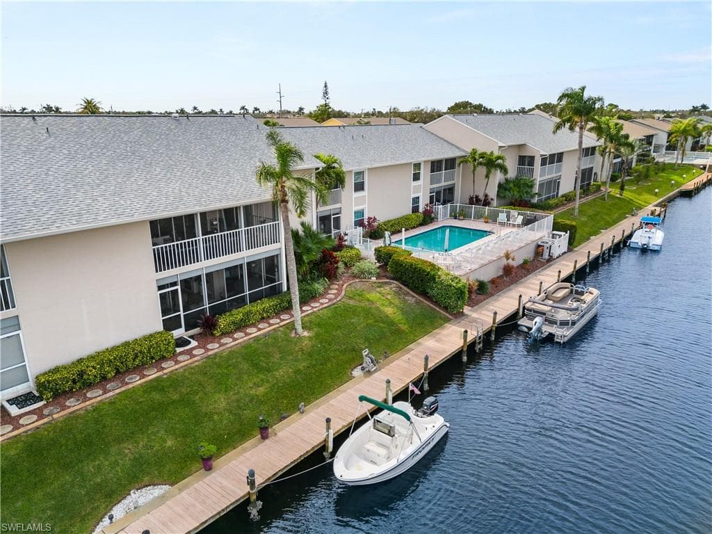 1427 47th Ter 203, Cape Coral, FL 33914-35