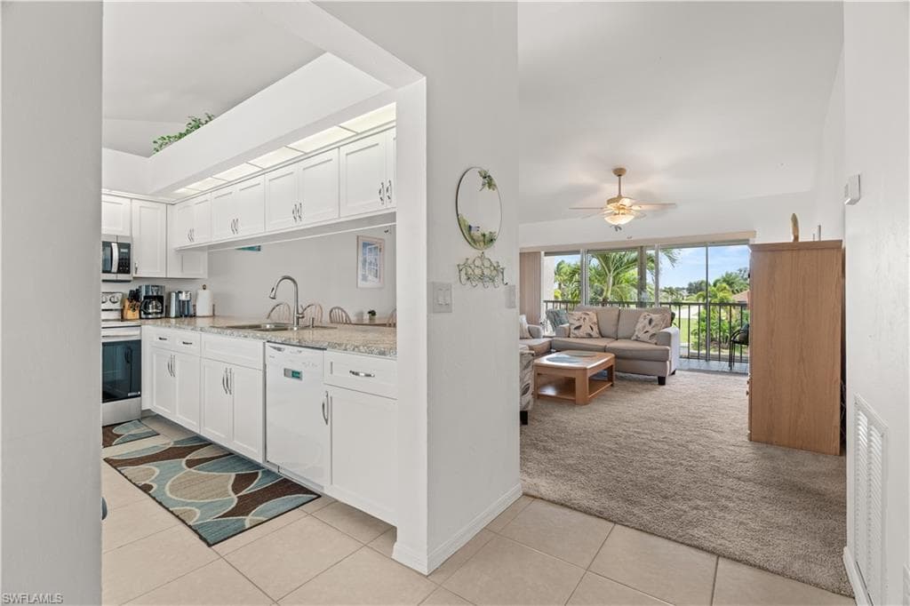 1427 47th Ter 203, Cape Coral, FL 33914-3