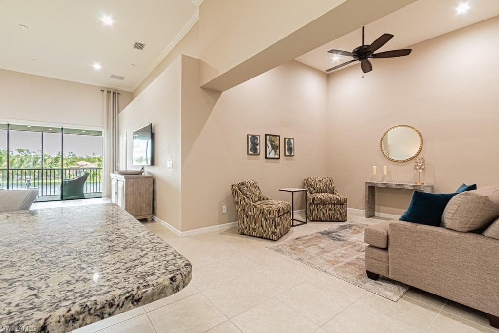 9433 Benvenuto Ct 202, Naples, FL 34119-16