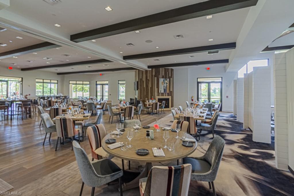 9433 Benvenuto Ct 202, Naples, FL 34119-25