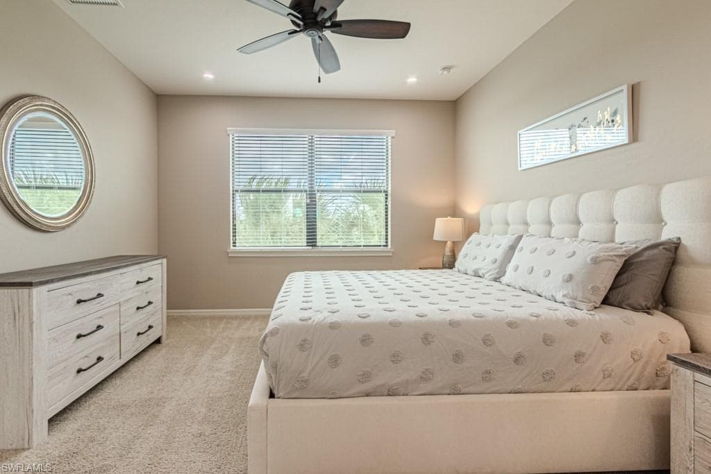 9433 Benvenuto Ct 202, Naples, FL 34119-4