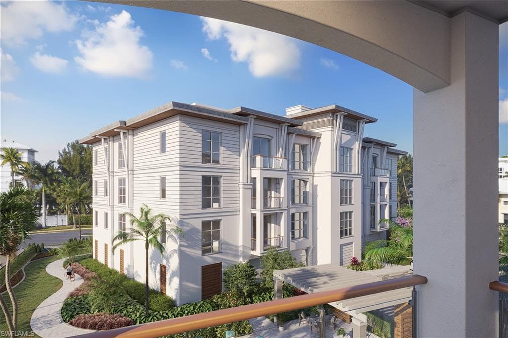 2020 Gulf Shore Blvd N 301w, Naples, FL 34102-12