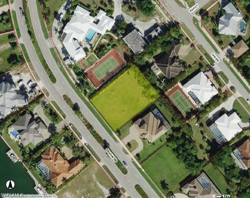 571 Barfield Dr, Marco Island, FL 34145-1