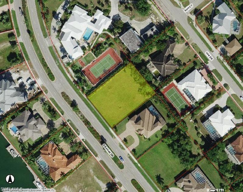 571 Barfield Dr, Marco Island, FL 34145-2