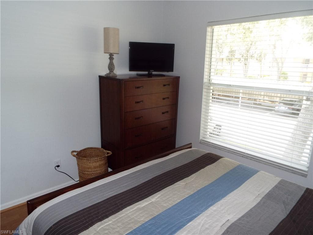 157 Wading Bird Cir K201, Naples, FL 34110-23