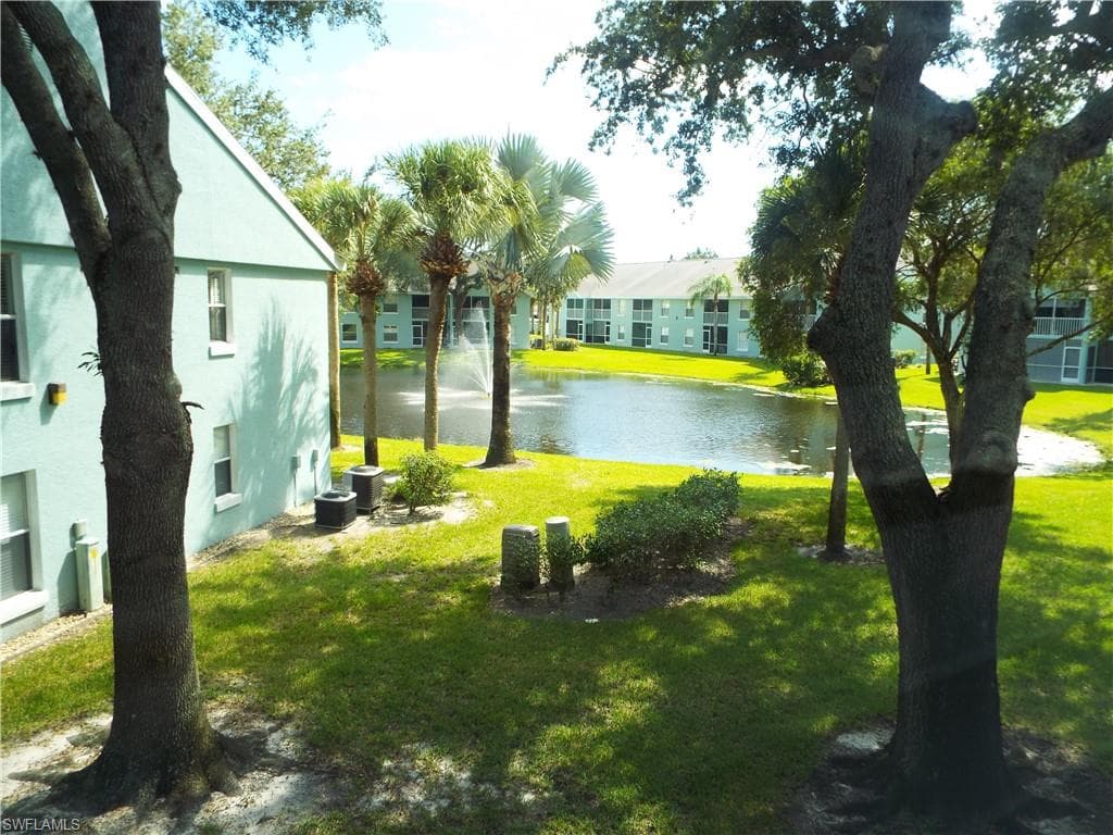 157 Wading Bird Cir K201, Naples, FL 34110-25