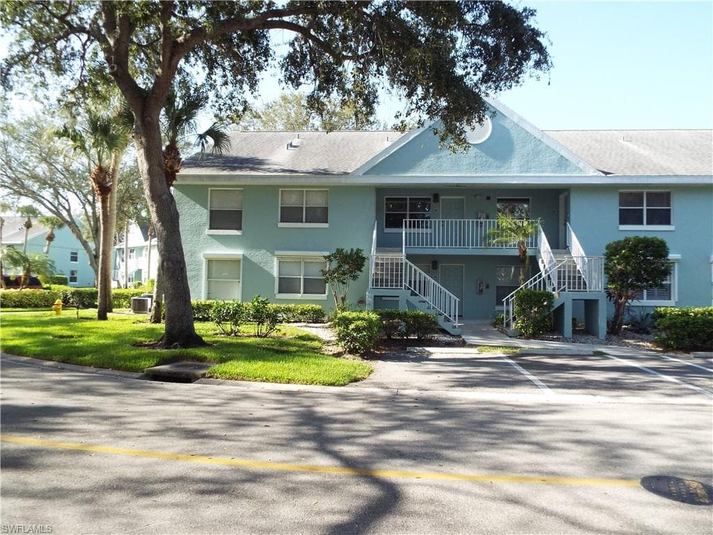 157 Wading Bird Cir K201, Naples, FL 34110-1
