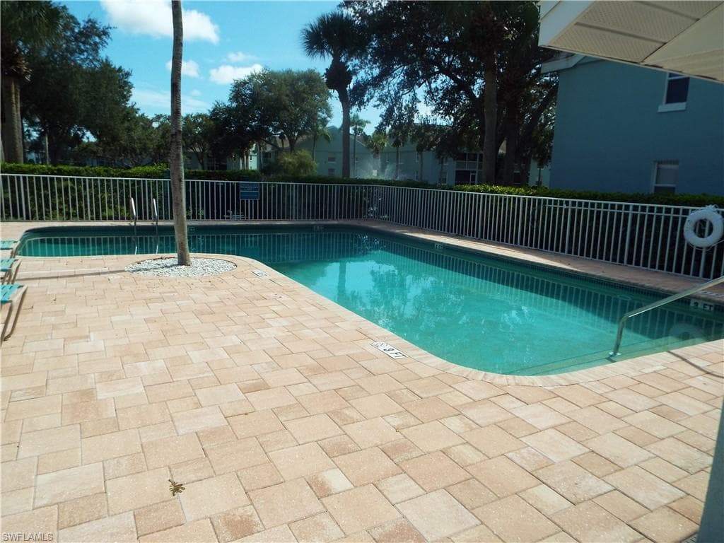 157 Wading Bird Cir K201, Naples, FL 34110-31