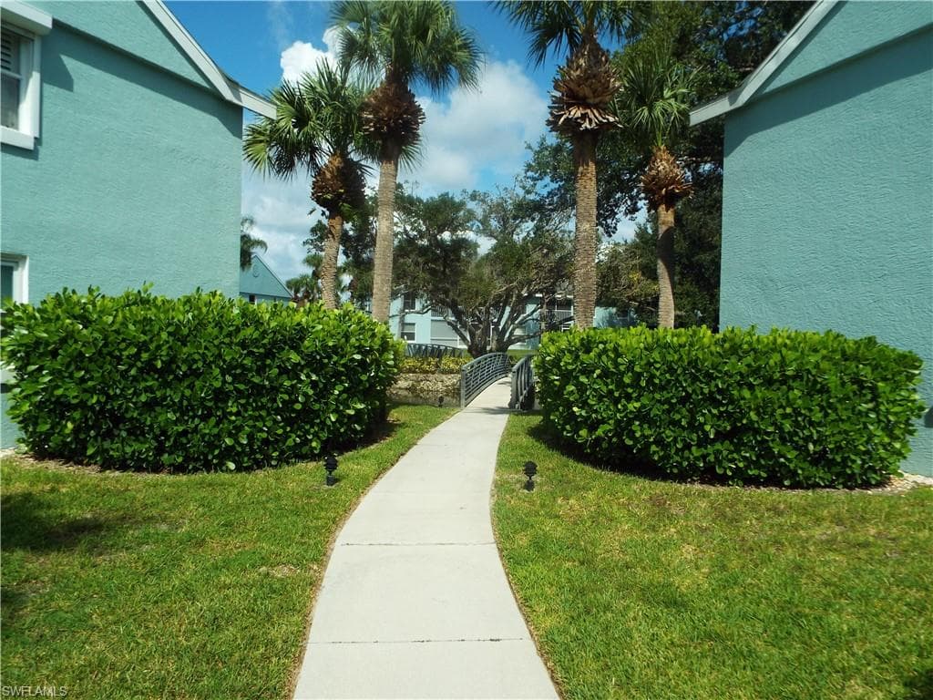 157 Wading Bird Cir K201, Naples, FL 34110-36