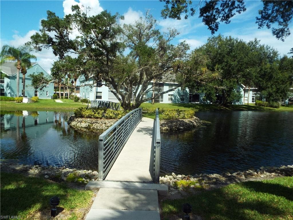 157 Wading Bird Cir K201, Naples, FL 34110-37