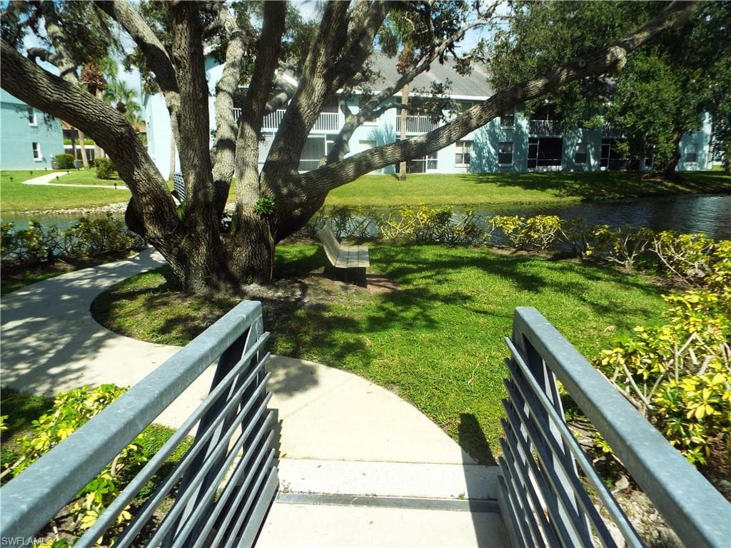 157 Wading Bird Cir K201, Naples, FL 34110-40