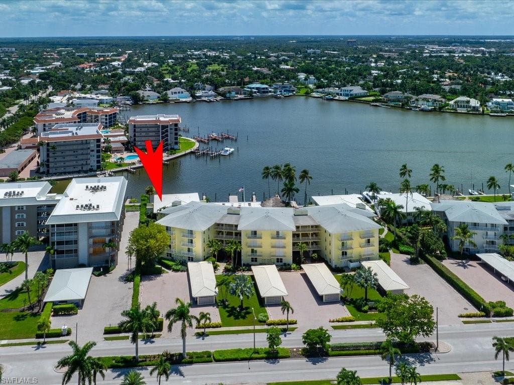 2850 Gulf Shore Blvd N 110, Naples, FL 34103-34