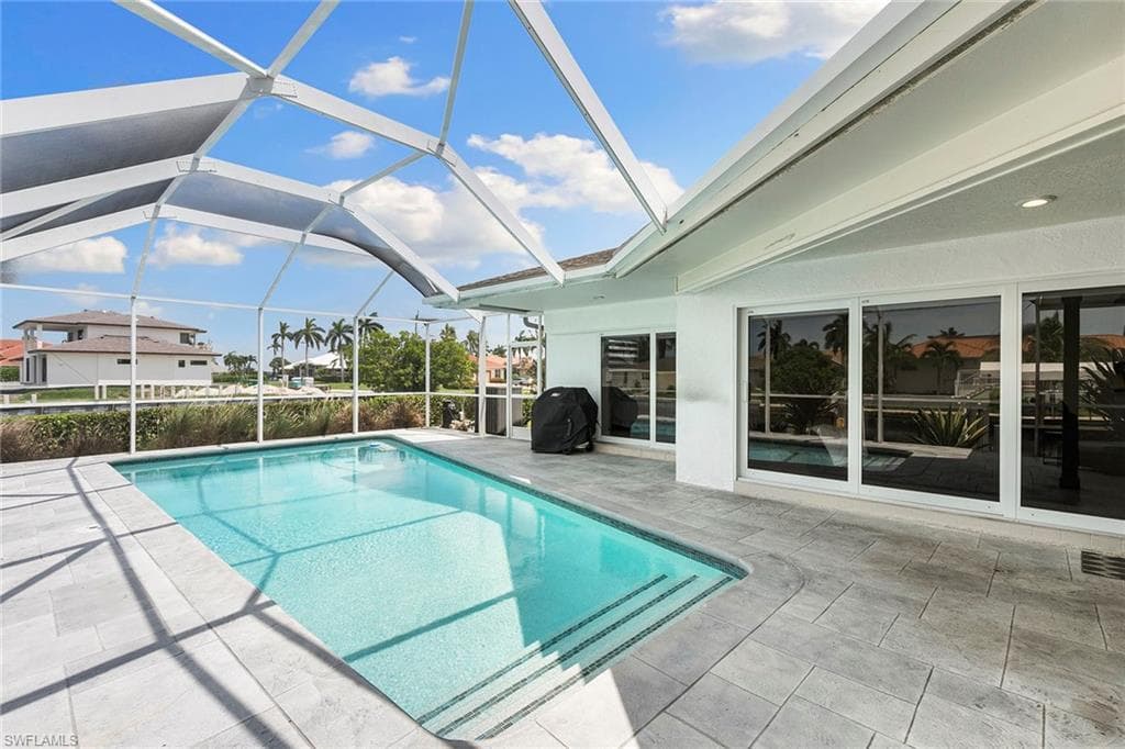 206 Dan River Ct, Marco Island, FL 34145-34