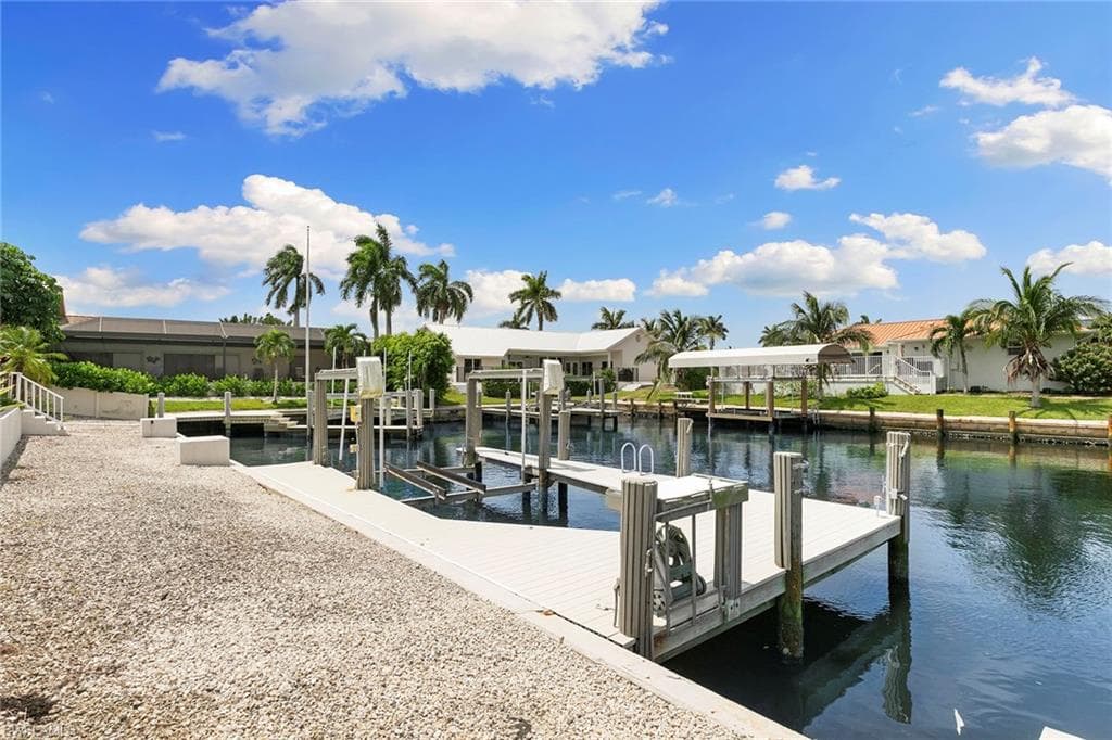 206 Dan River Ct, Marco Island, FL 34145-39