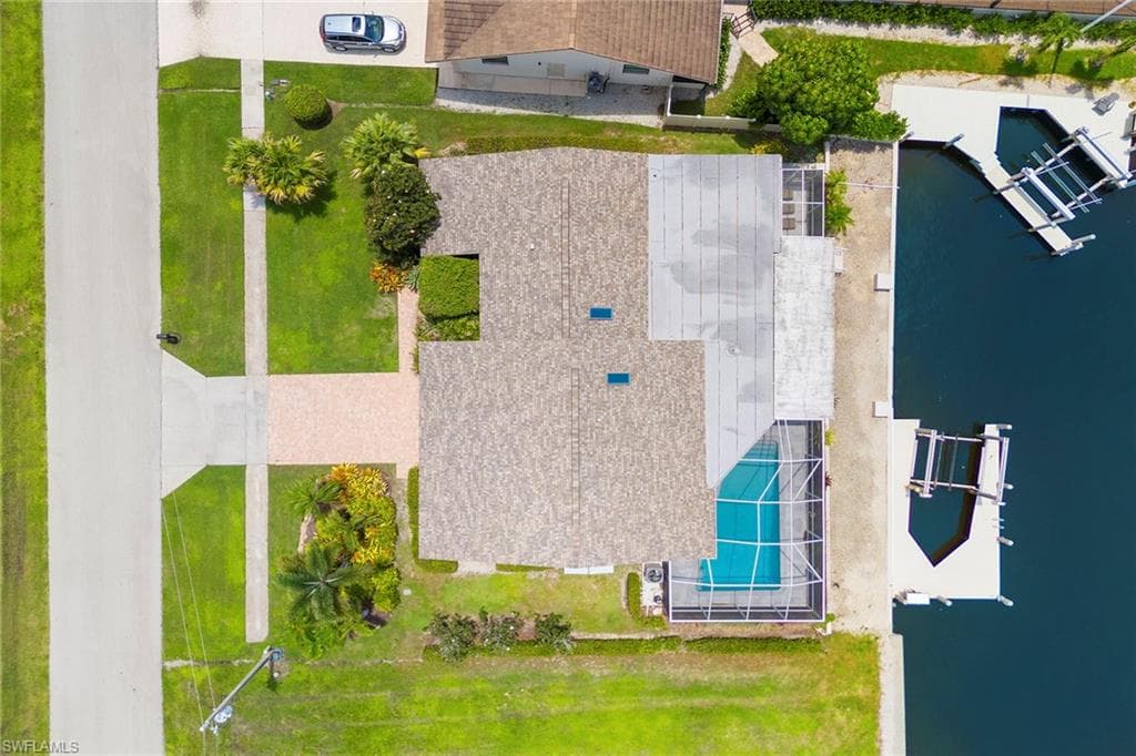 206 Dan River Ct, Marco Island, FL 34145-46