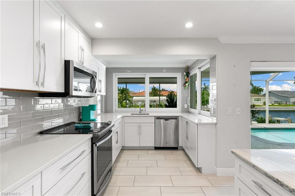 206 Dan River Ct, Marco Island, FL 34145-4