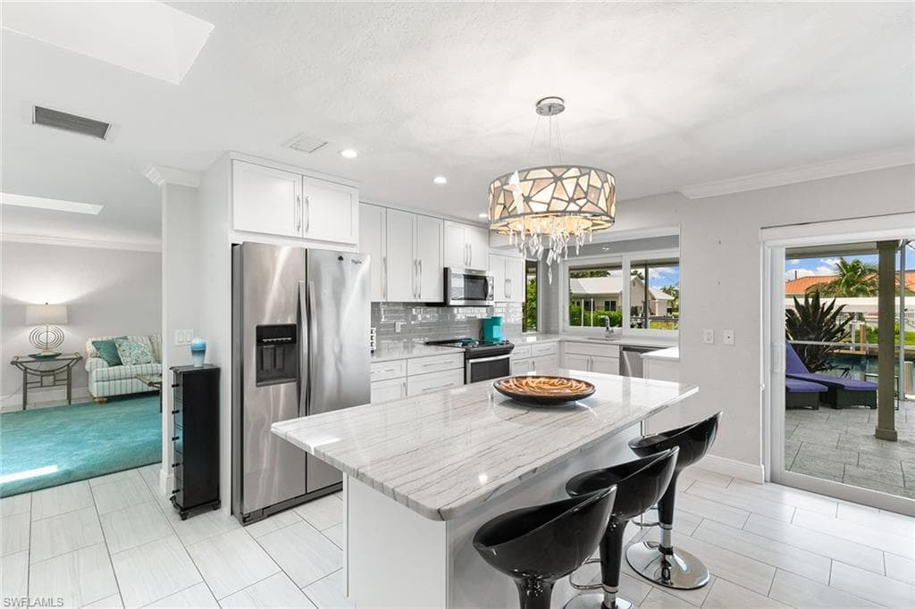 206 Dan River Ct, Marco Island, FL 34145-5