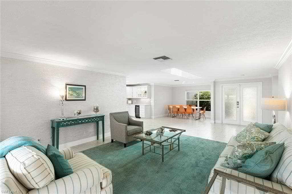 206 Dan River Ct, Marco Island, FL 34145-8