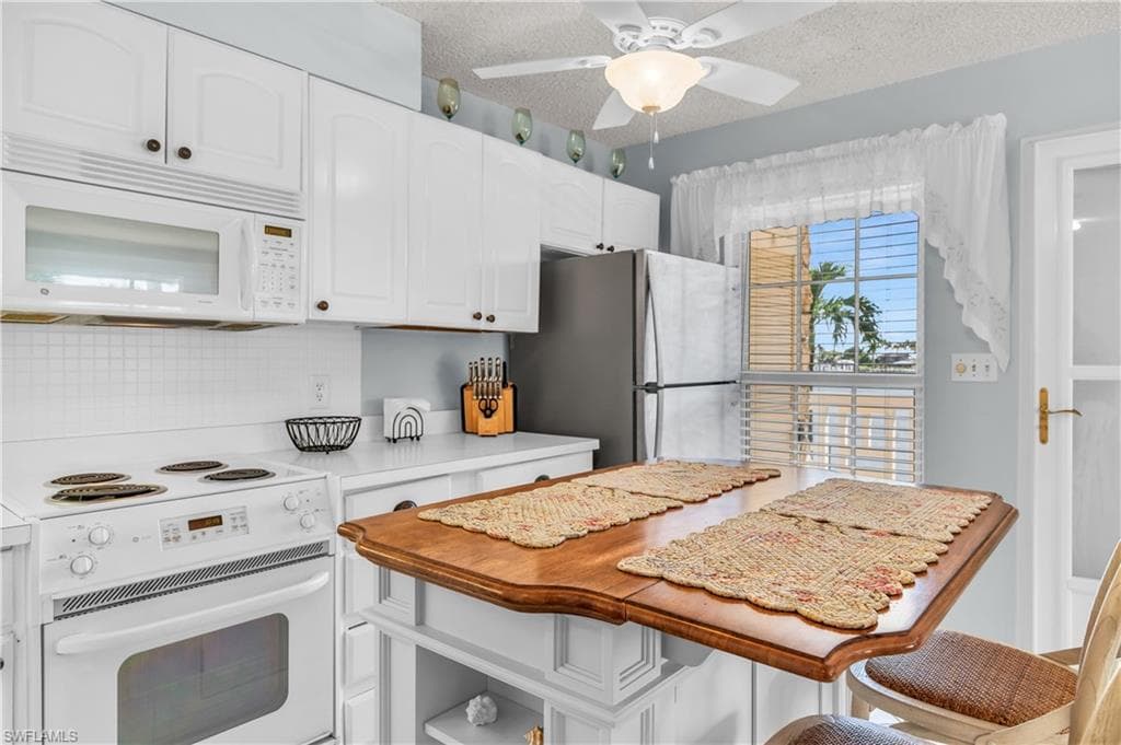 1215 Edington Pl J5, Marco Island, FL 34145-8