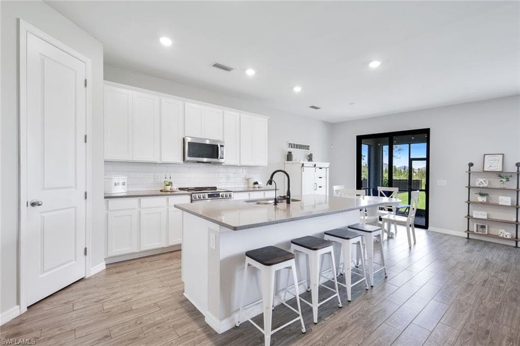 43850 Longleaf Ln, Punta Gorda, FL 33982-6