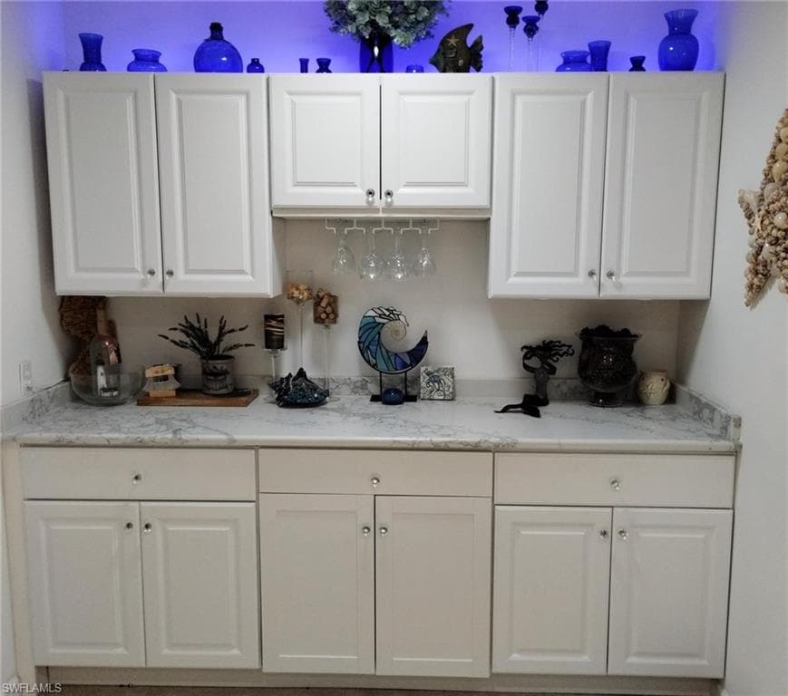 25068 Peacock Ln 102, Naples, FL 34114-10