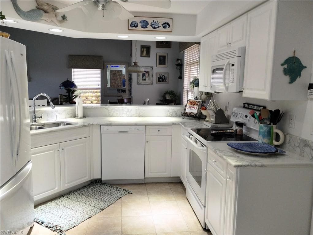 25068 Peacock Ln 102, Naples, FL 34114-11