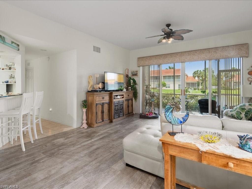25068 Peacock Ln 102, Naples, FL 34114-15