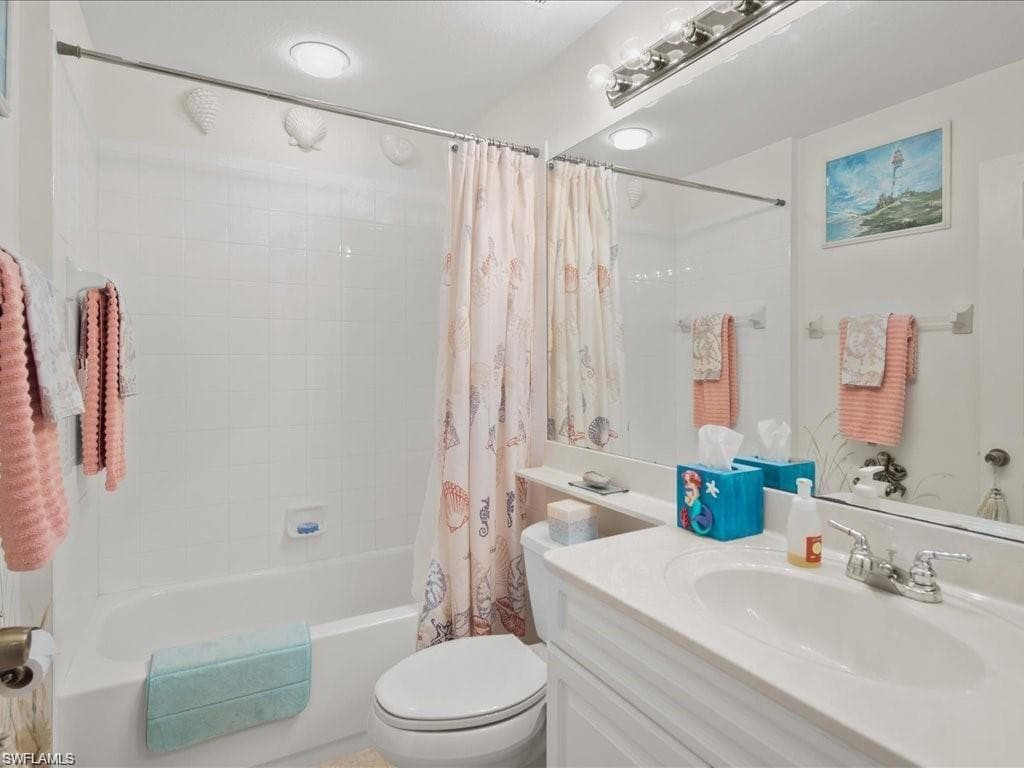 25068 Peacock Ln 102, Naples, FL 34114-19