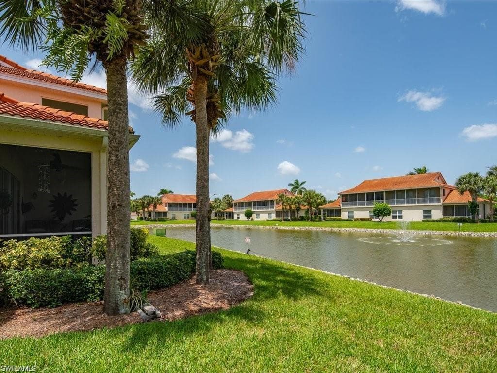 25068 Peacock Ln 102, Naples, FL 34114-3