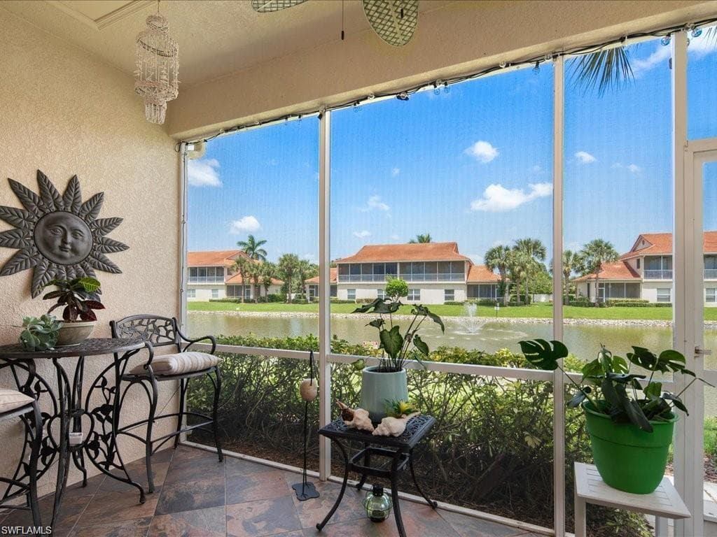 25068 Peacock Ln 102, Naples, FL 34114-5