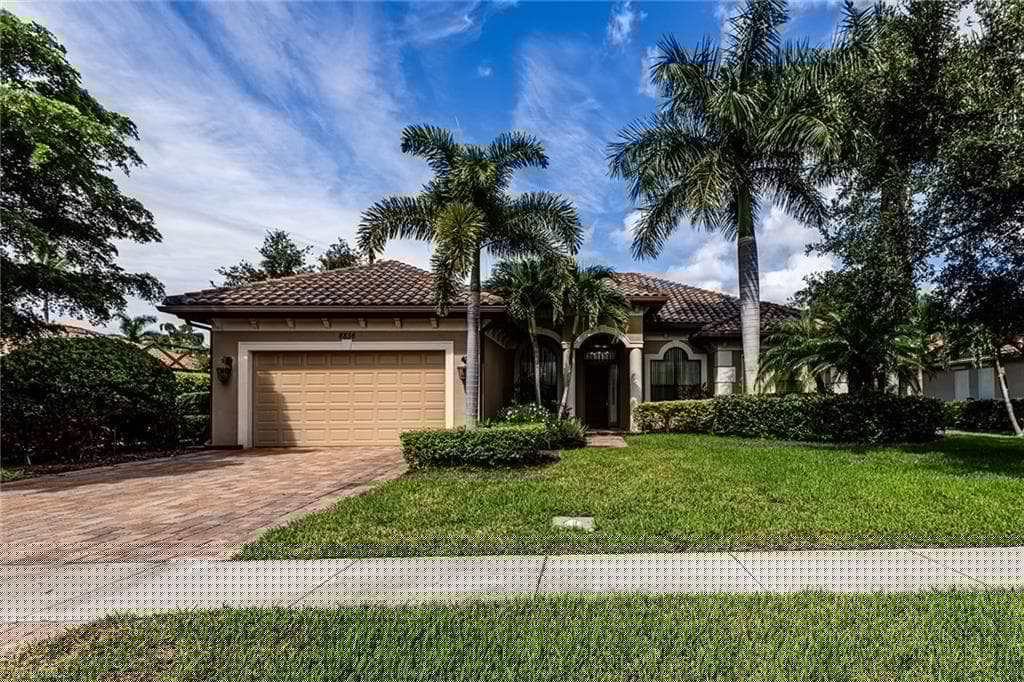 8856 Lely Island Cir, Naples, FL 34113-4