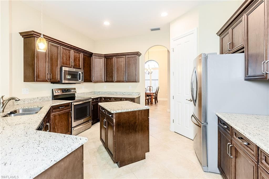8856 Lely Island Cir, Naples, FL 34113-6