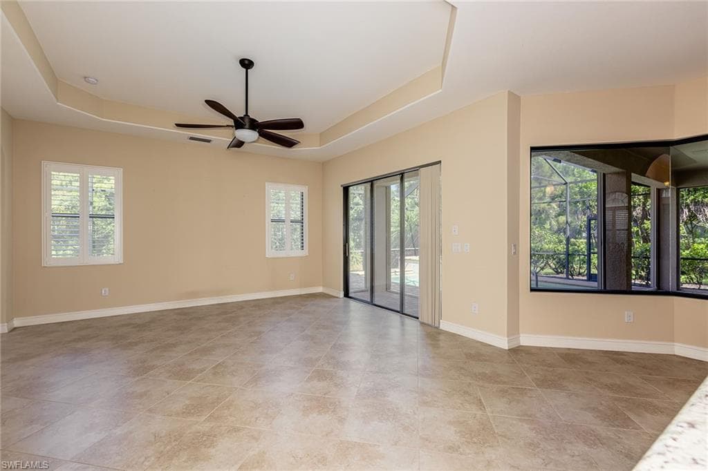 8856 Lely Island Cir, Naples, FL 34113-7