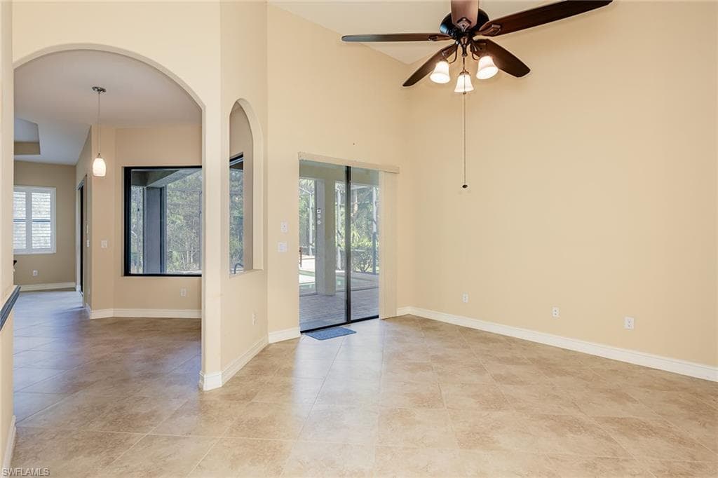 8856 Lely Island Cir, Naples, FL 34113-8