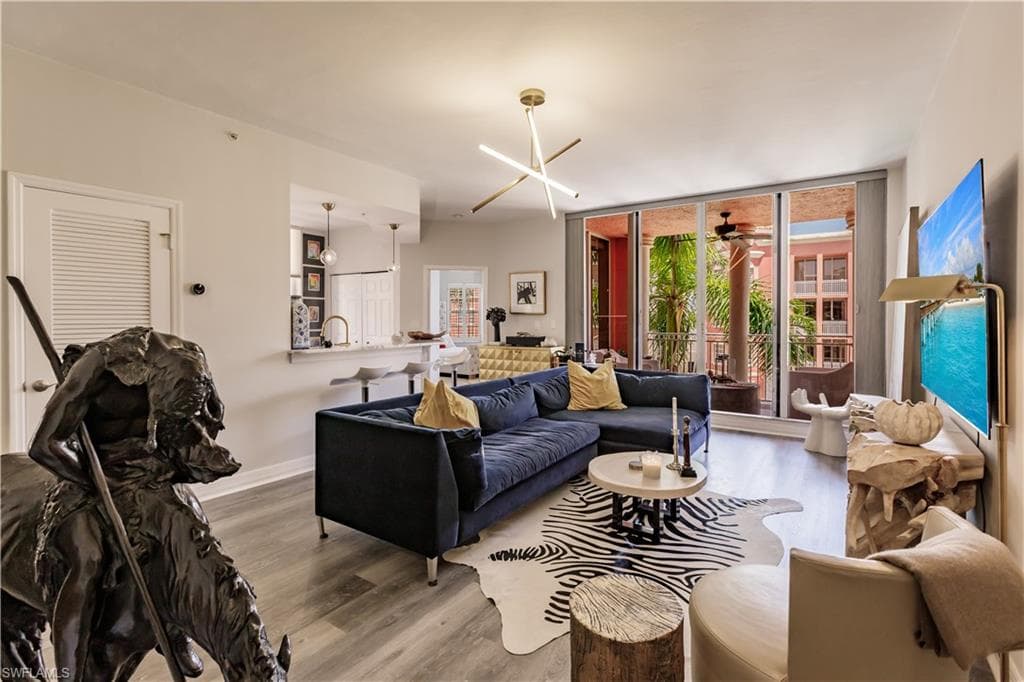 450 Bayfront Pl 4402, Naples, FL 34102-12