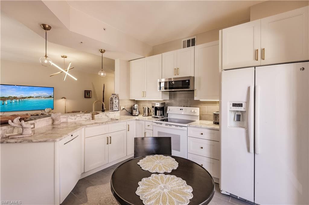 450 Bayfront Pl 4402, Naples, FL 34102-14