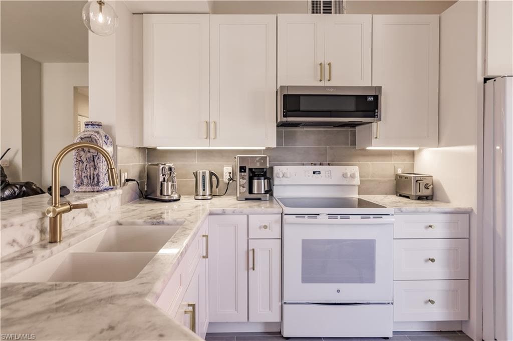 450 Bayfront Pl 4402, Naples, FL 34102-15