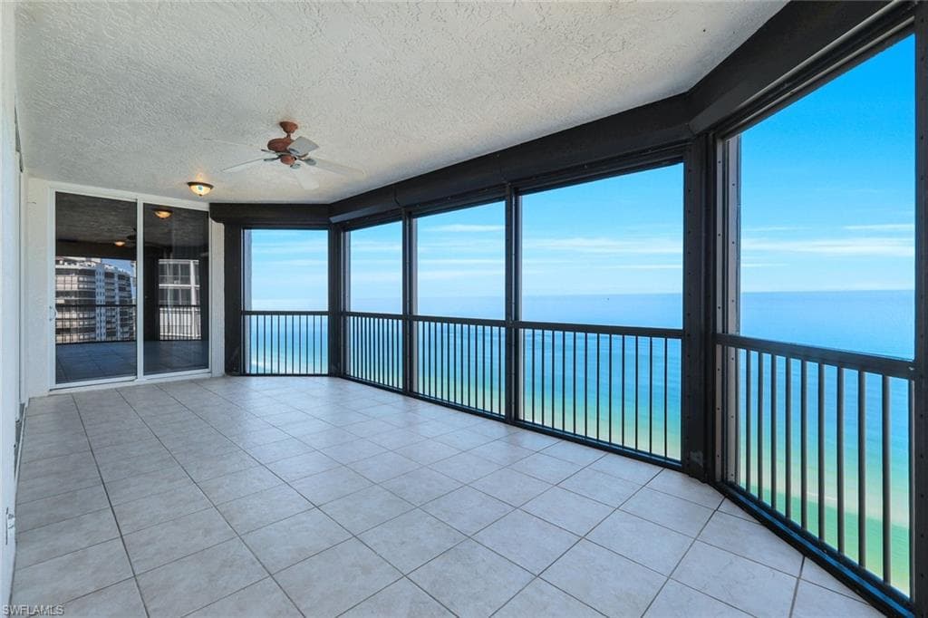 8473 Bay Colony Dr 1904, Naples, FL 34108-33