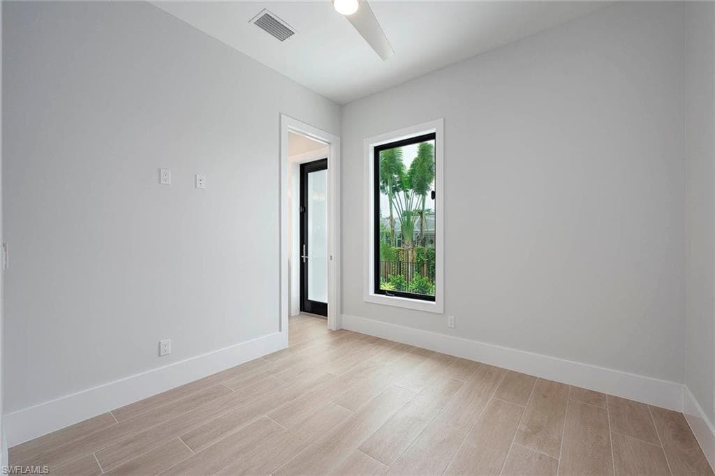 685 6th Ave, Marco Island, FL 34145-16
